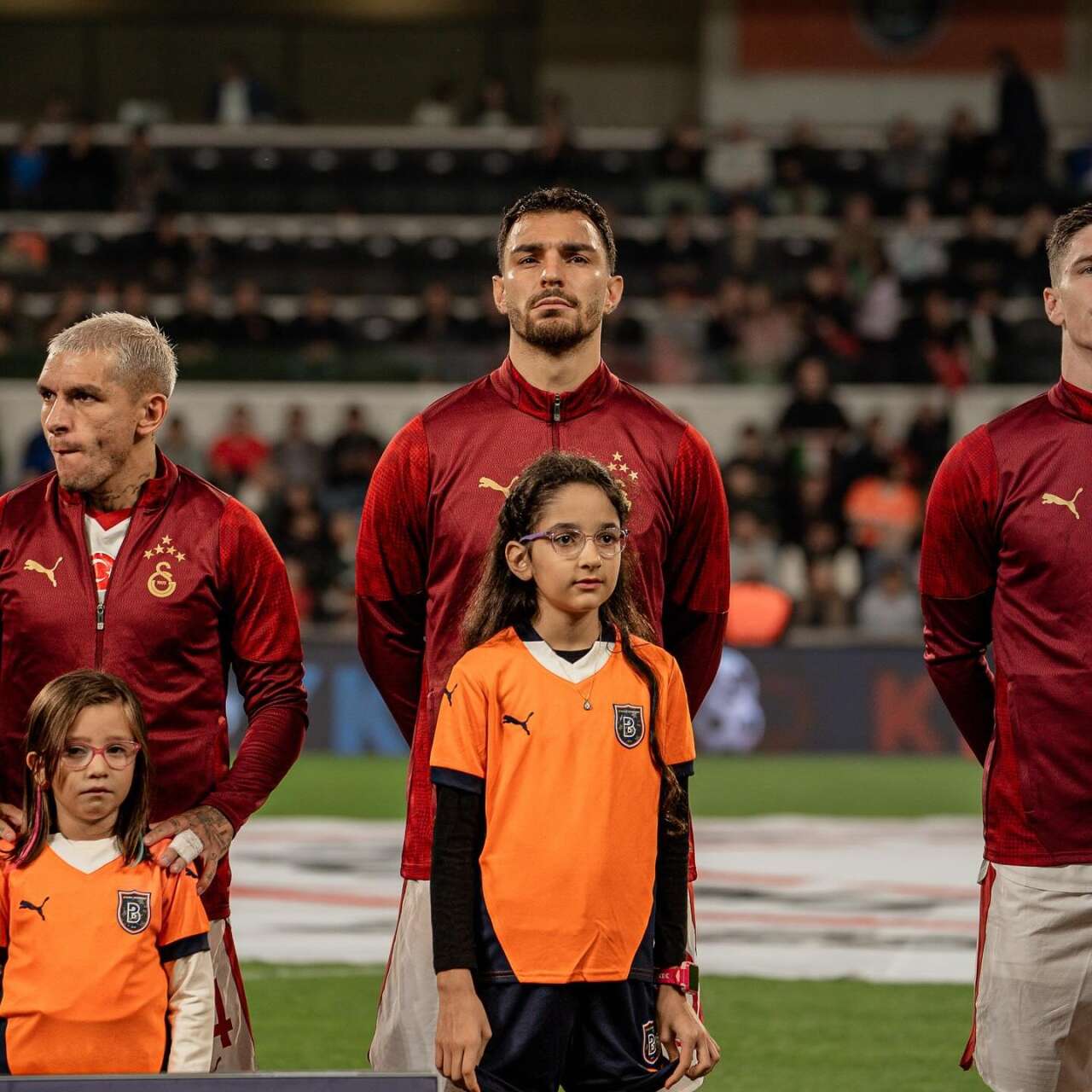 Galatasaray'da 2 dakika oynadı Okan Buruk eşyalarını toplattı: 4 yıllık macera sona erdi 8