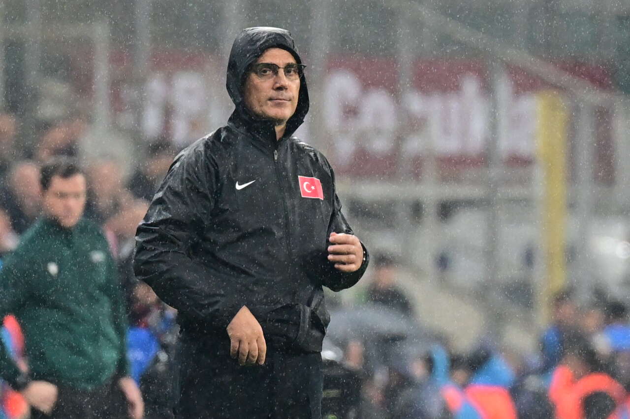 Vincenzo Montella geri döndü: İbrahim Hacıosmanoğlu onun yüzünden 1,5 milyar euroluk hocaya imza attıramıyor 8