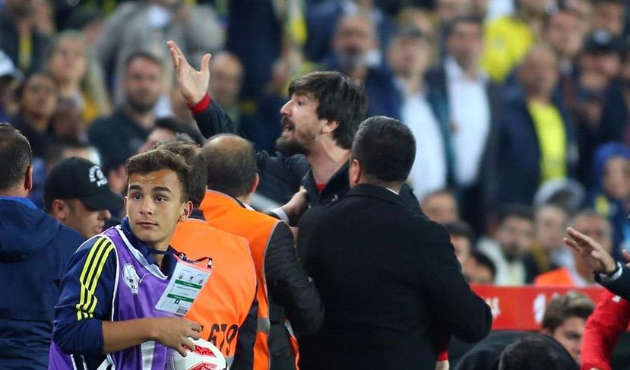 Fenerbahçe'den flaş Tolga Zengin kararı!