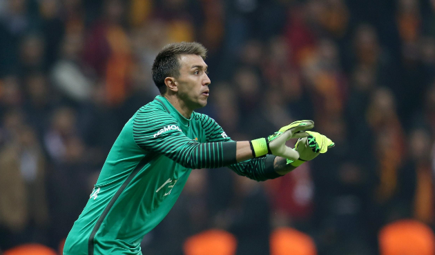 27 farklı defans oyuncusuyla görev yaptı!