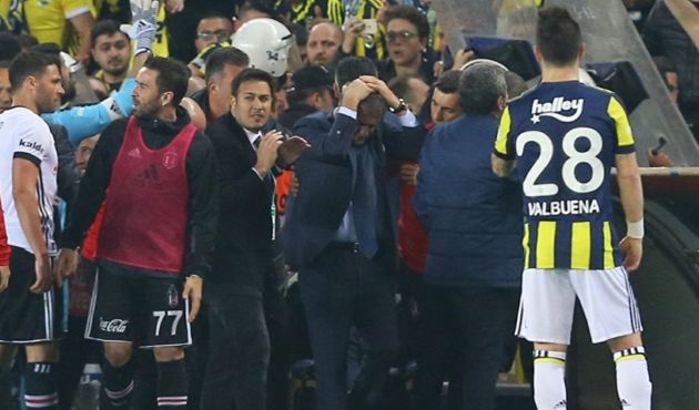 Fenerbahçe-Beşiktaş maçı kaldığı yerden devam!