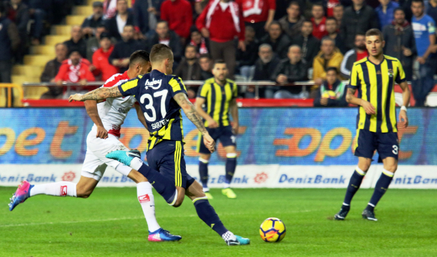 Fenerbahçe'nin konuğu Antalyaspor!