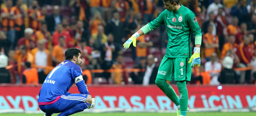 Muslera'dan Volkan Demirel'e sürpriz!