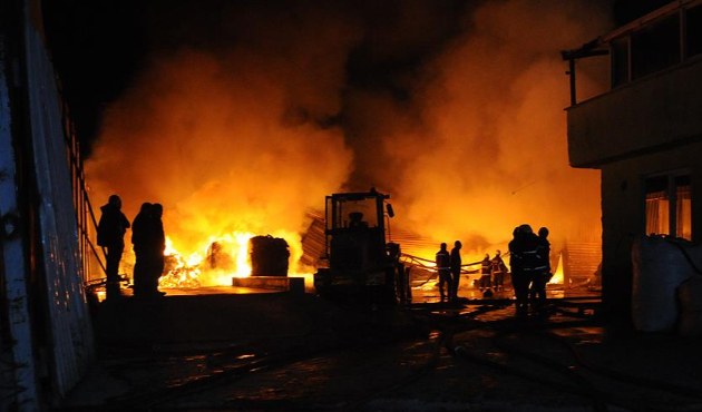 Barı kundakladılar: 18 ölü, 5 yaralı