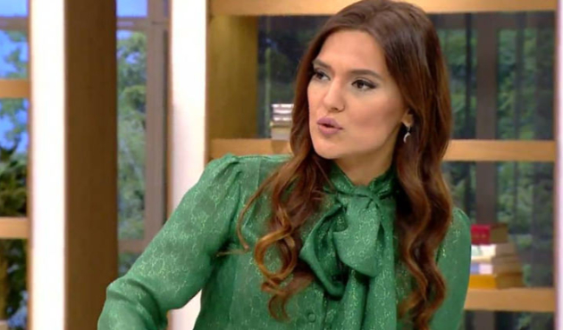 "Ancak rüyanda görebileceğin kıyafete iyice bak"
