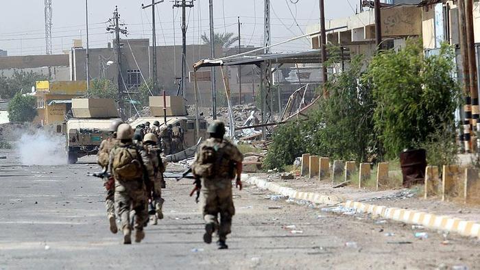 Bir darbe daha... Felluce'de bin 500 DAEŞ militanı öldürüldü