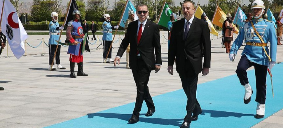 Cumhurbaşkanı Erdoğan, Aliyev'i böyle karşıladı