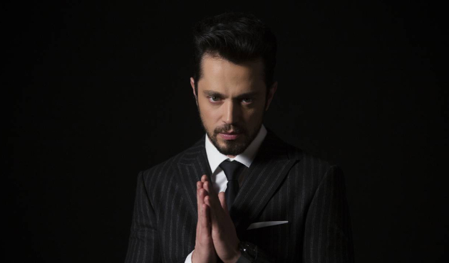 Murat Boz'a darbe üstüne darbe!