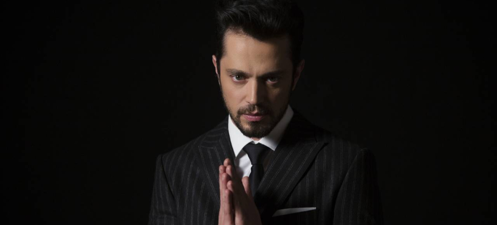 Murat Boz'a darbe üstüne darbe!