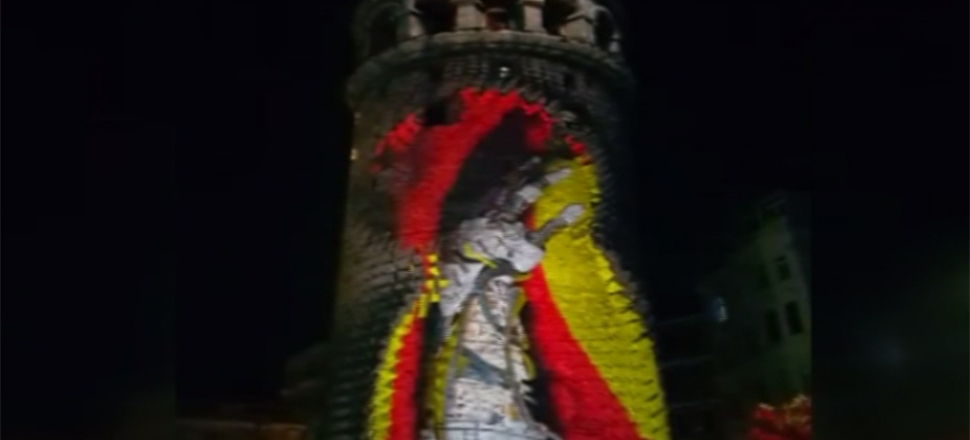 Galata Kulesi’ne yansıtılan video mapping gösterisi mest etti!