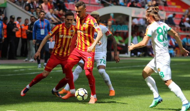 Alanyaspor'dan altın değerinde 3 puan!