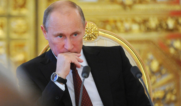 Putin kendi kendini azarladı!