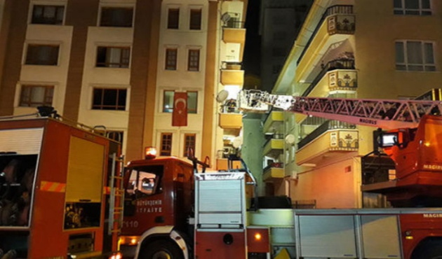 Buzdolabı bomba gibi patladı!