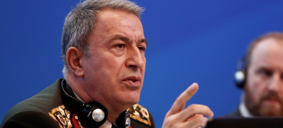 Orgeneral Akar'dan kritik telefon!