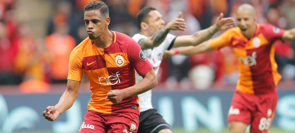 Galatasaray'dan şampiyonluk yolunda dev adım! 2-0