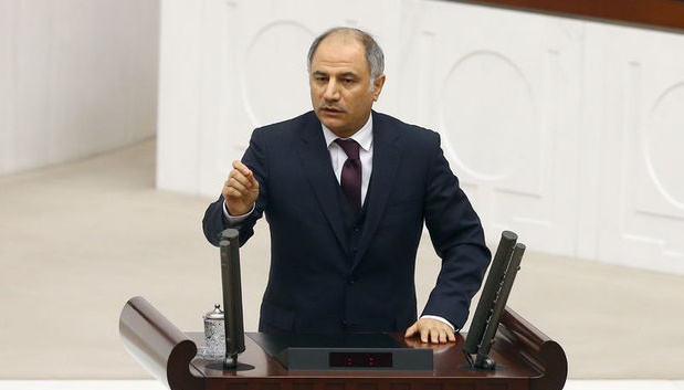 İçişleri Bakanı açıkladı: 9'u Türk 13 kişi gözaltında!