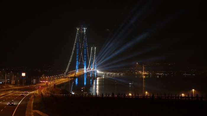 Artık milletin hizmetinde... Osmangazi Köprüsü'nde araç geçişi başladı