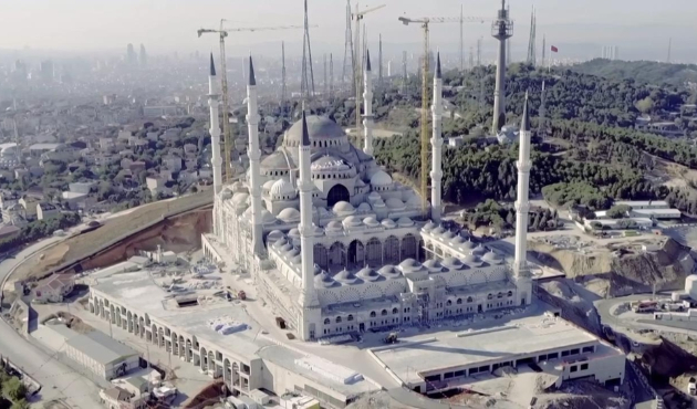 Çamlıca Camisi'nde ilk namaz Kadir Gecesi’nde...