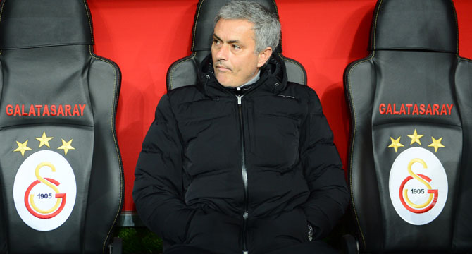 Galatasaray Mourinho'ya karşı!