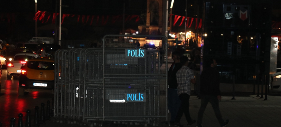 Taksim'de 1 Mayıs hareketliliği...
