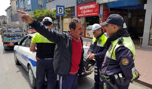 "İnsan hiç kız arkadaşının yanında alınır mı..."
