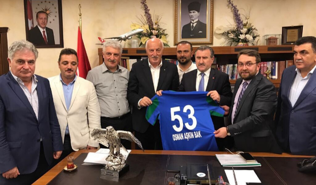 Bakan Bak, Rizespor'u ziyaret etti!