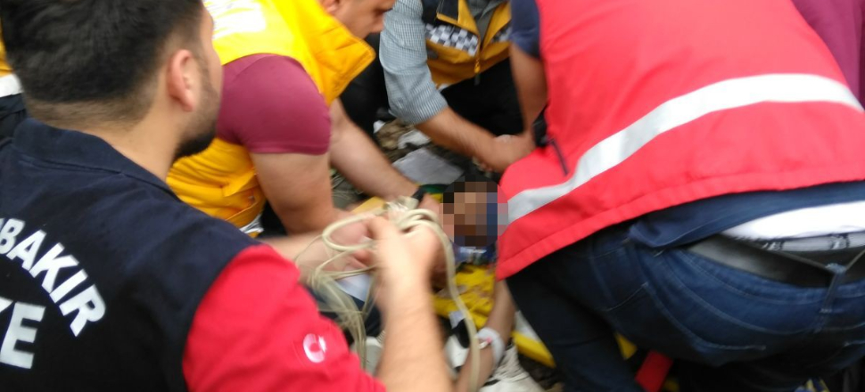 Köpeği kurtarmak için Dicle Nehri'ne giren çocuk boğuldu...