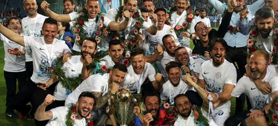 Çaykur Rizespor şampiyonluk kupasını aldı!