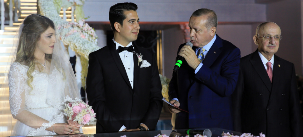 Erdoğan söz verdiği gibi o düğündeydi!