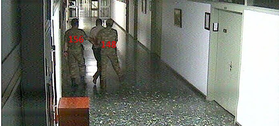 Generali alıkoyduğu bu görüntüleri inkar etti...