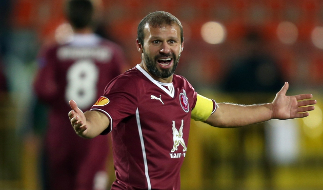 Gökdeniz Karadeniz futbol kariyerini sonlandırıyor