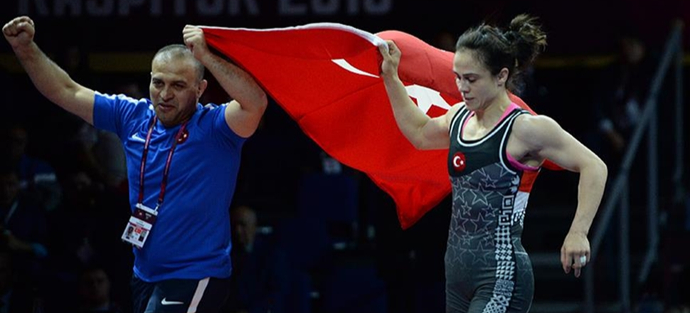 Elif Jale Yeşilırmak'tan altın madalya!