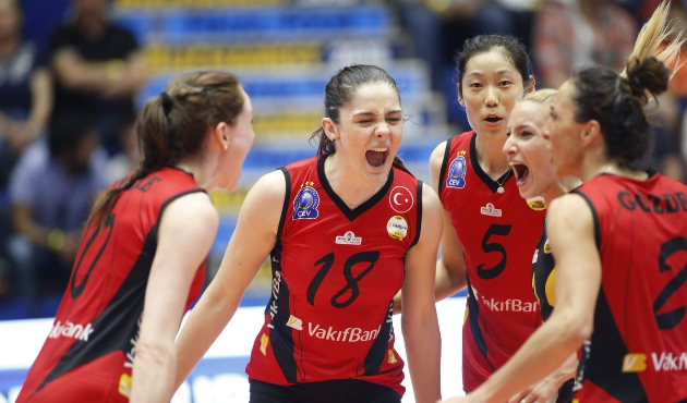 Vakıfbank, Şampiyonlar Ligi'nde finalde!