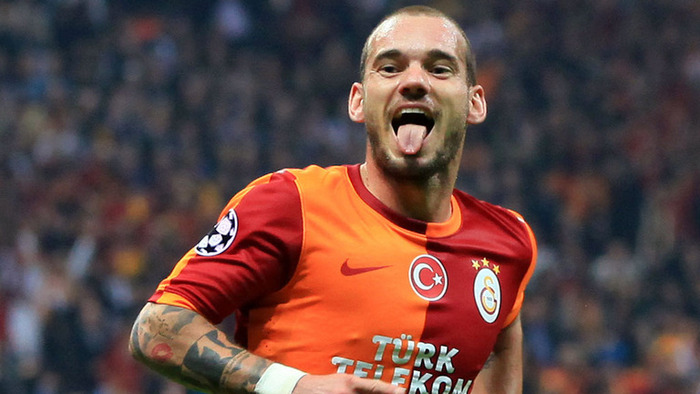Galatasaray'dan Sneijder'e ağır ceza!
