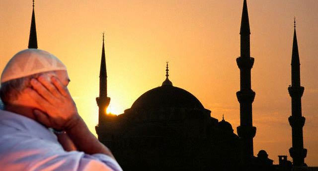 Ezanı şikayet eden şahsa AYM'den yanıt geldi