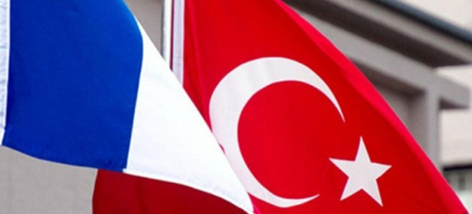 Ders kitabında akıl almaz Türkiye ifadeleri...