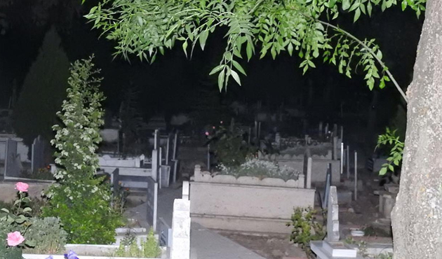 Mezarlıkta ağlayan kız olayında yeni gelişme!