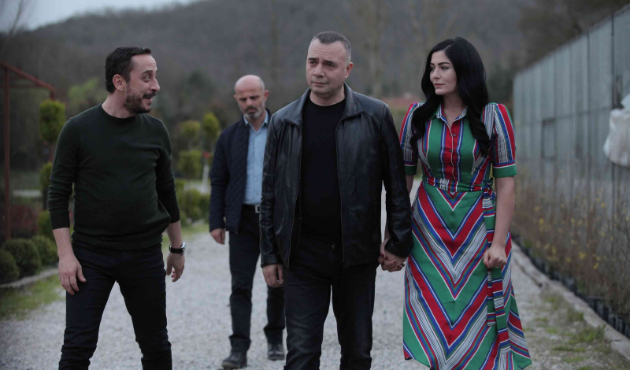 Sevilen dizide iki ayrılık birden!