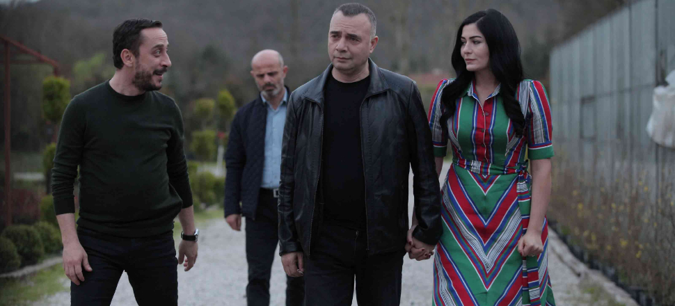 Sevilen dizide iki ayrılık birden!