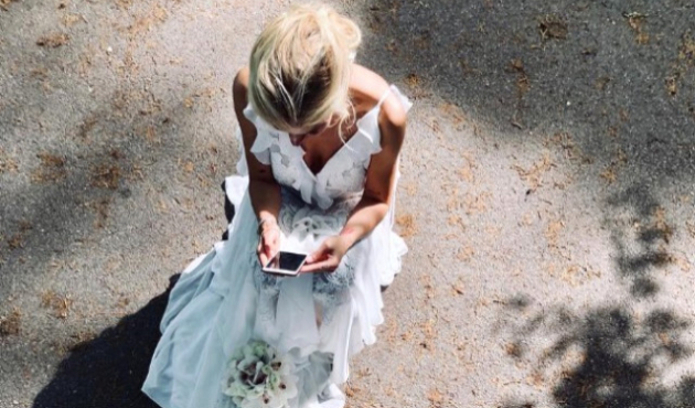 Burcu Esmersoy nikah sonrası telefonunu aldı ve...