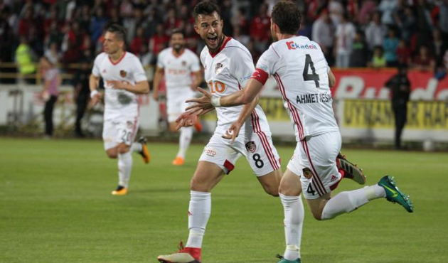 Gazişehir Gaziantep finalde!