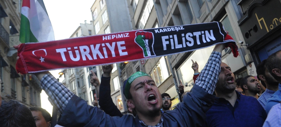 İstiklal Caddesi’nde ABD ve İsrail protestosu!