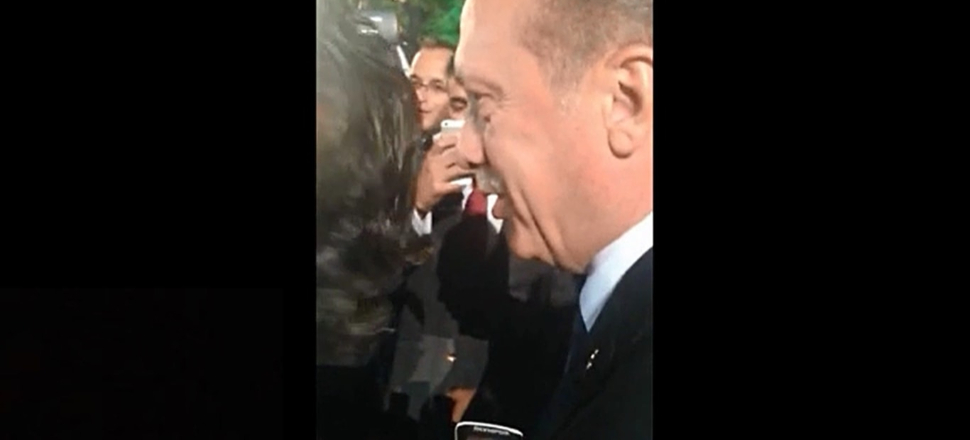 Cumhurbaşkanı Erdoğan 'Yemen Türküsü'ne eşlik etti