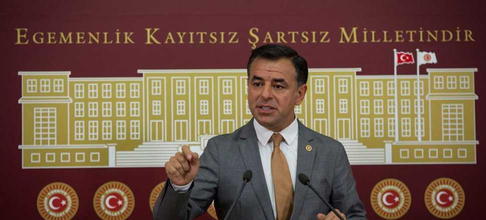 CHP'de Barış Yarkadaş liste dışı kaldı...