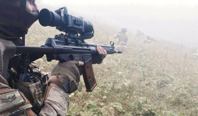 Hakkari Şemdinli'de teröristlerle sıcak temas