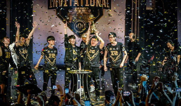 MSI 2018 Şampiyonu Royal Never Give Up!