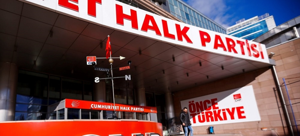CHP listesinde bir isim geri döndü!