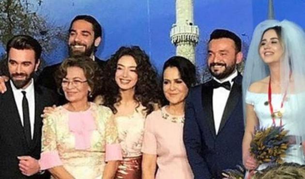 Neslihan Atagül görümcesinin düğününde pistten inmedi!