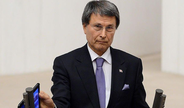 İYİ Parti'de Halaçoğlu çatlağı!