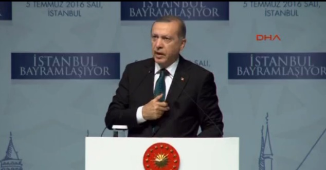 Erdoğan'dan Suriyeliler'e vatandaşlık hakkı açıklaması: Bazı siyasiler...